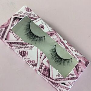 BossUp Lashes